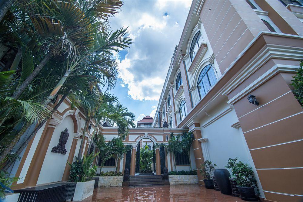 Hotel Reaksmey Chanreas 3*