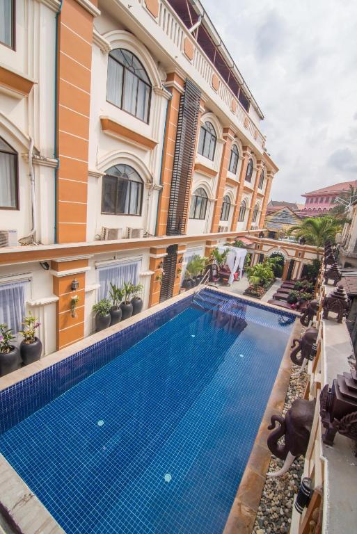 Reaksmey Chanreas Hotel 3*