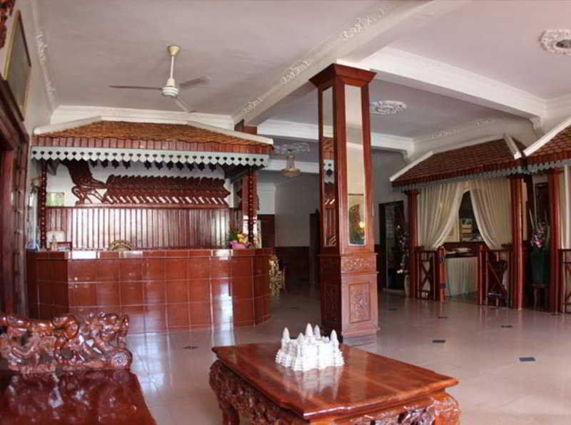 Reaksmey Chanreas Hotel 3*